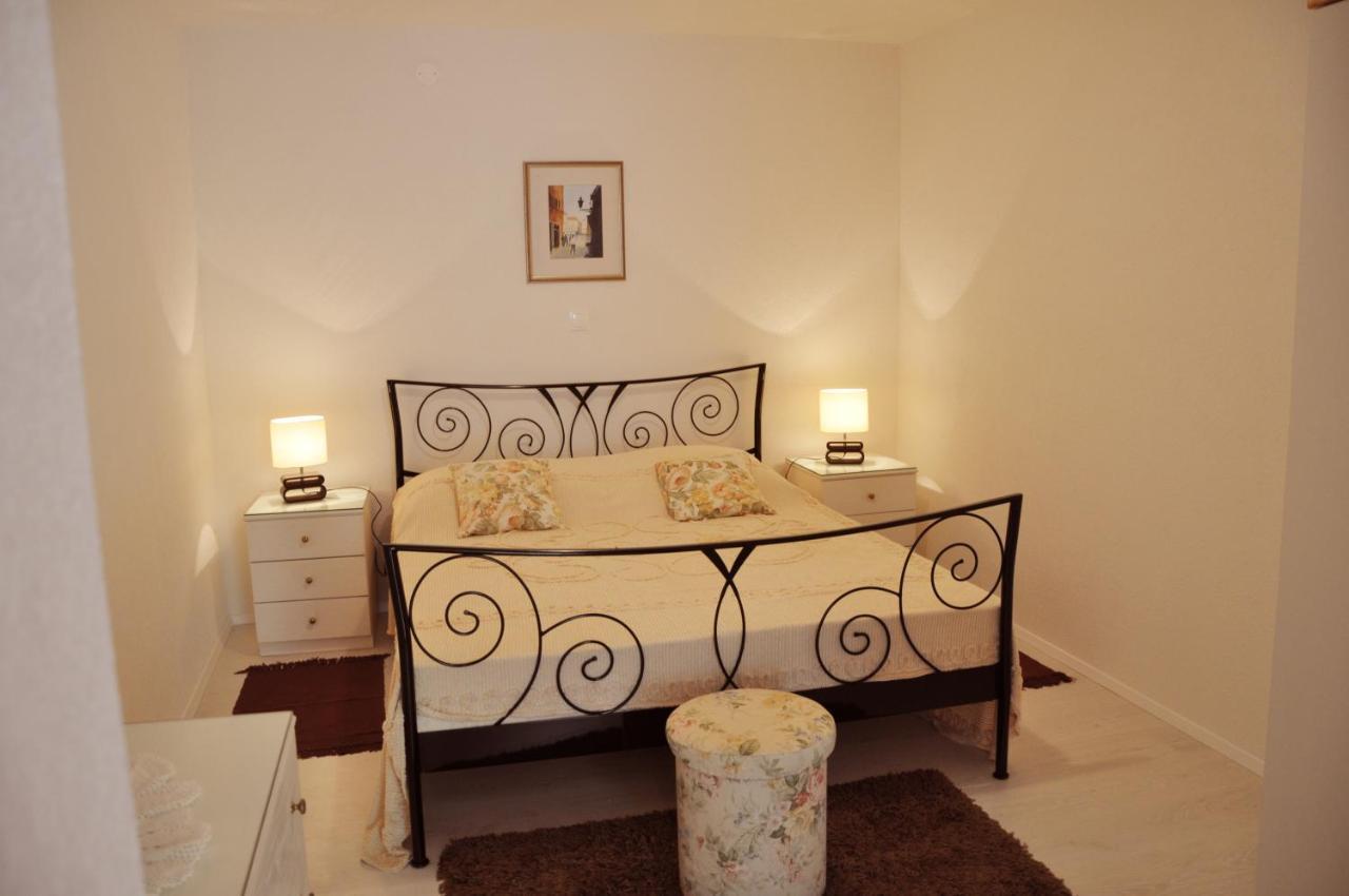 Apartmani Antunovic Podgora Exterior foto
