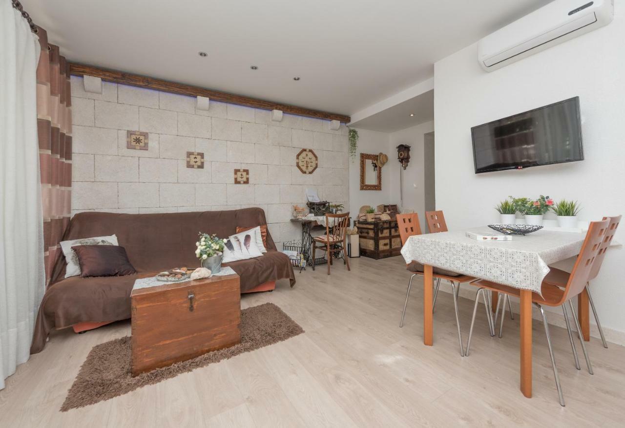 Apartmani Antunovic Podgora Exterior foto