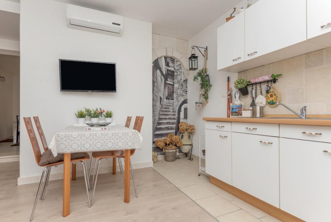 Apartmani Antunovic Podgora Exterior foto