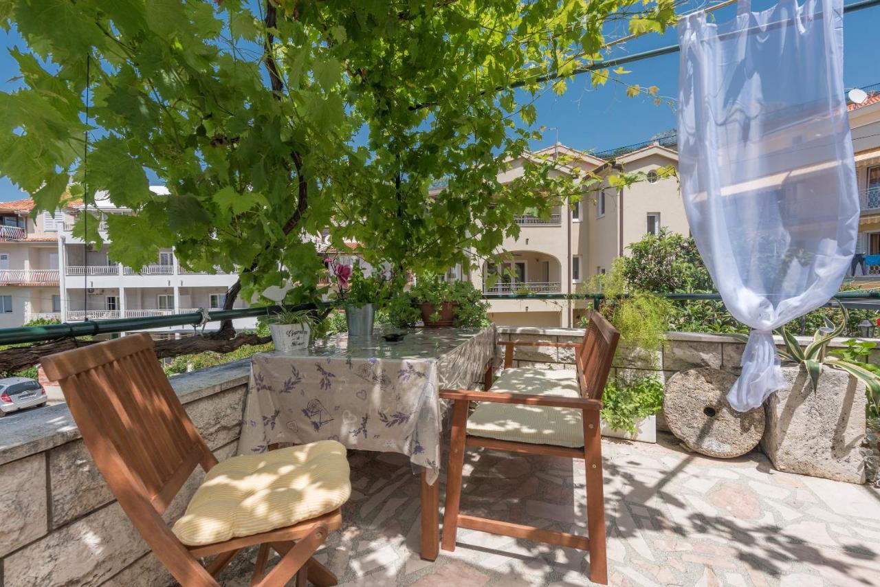 Apartmani Antunovic Podgora Exterior foto