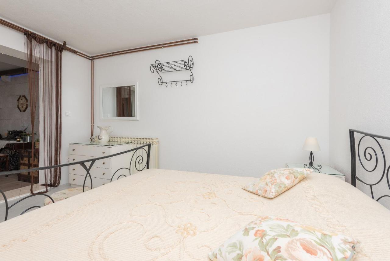 Apartmani Antunovic Podgora Exterior foto