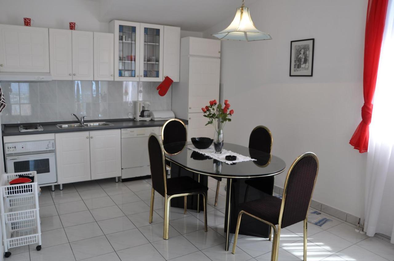 Apartmani Antunovic Podgora Exterior foto